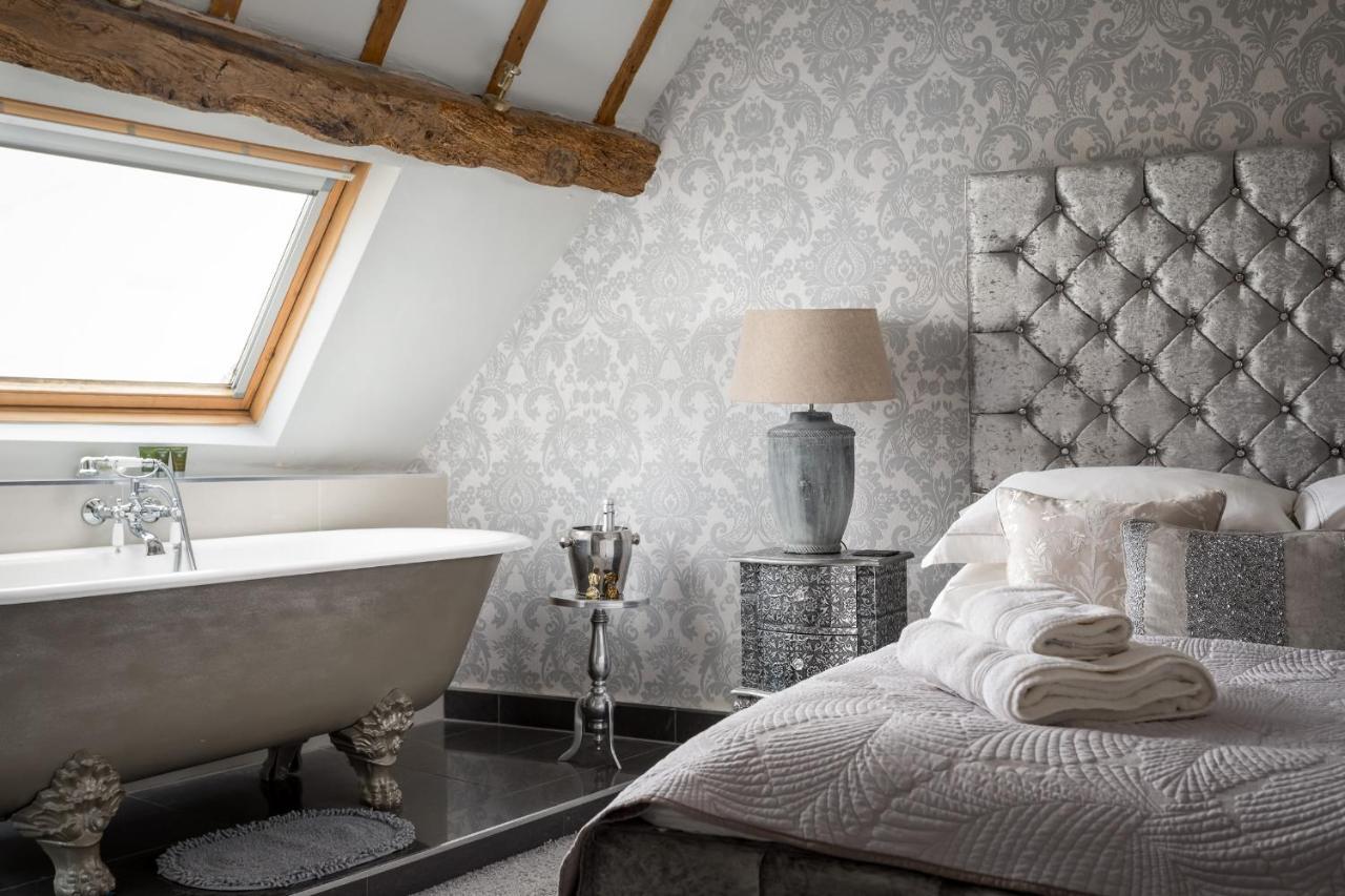 The Loft: Unique, Romantic, Grade II Listed, Dog Friendly 斯托昂泽沃尔德 外观 照片