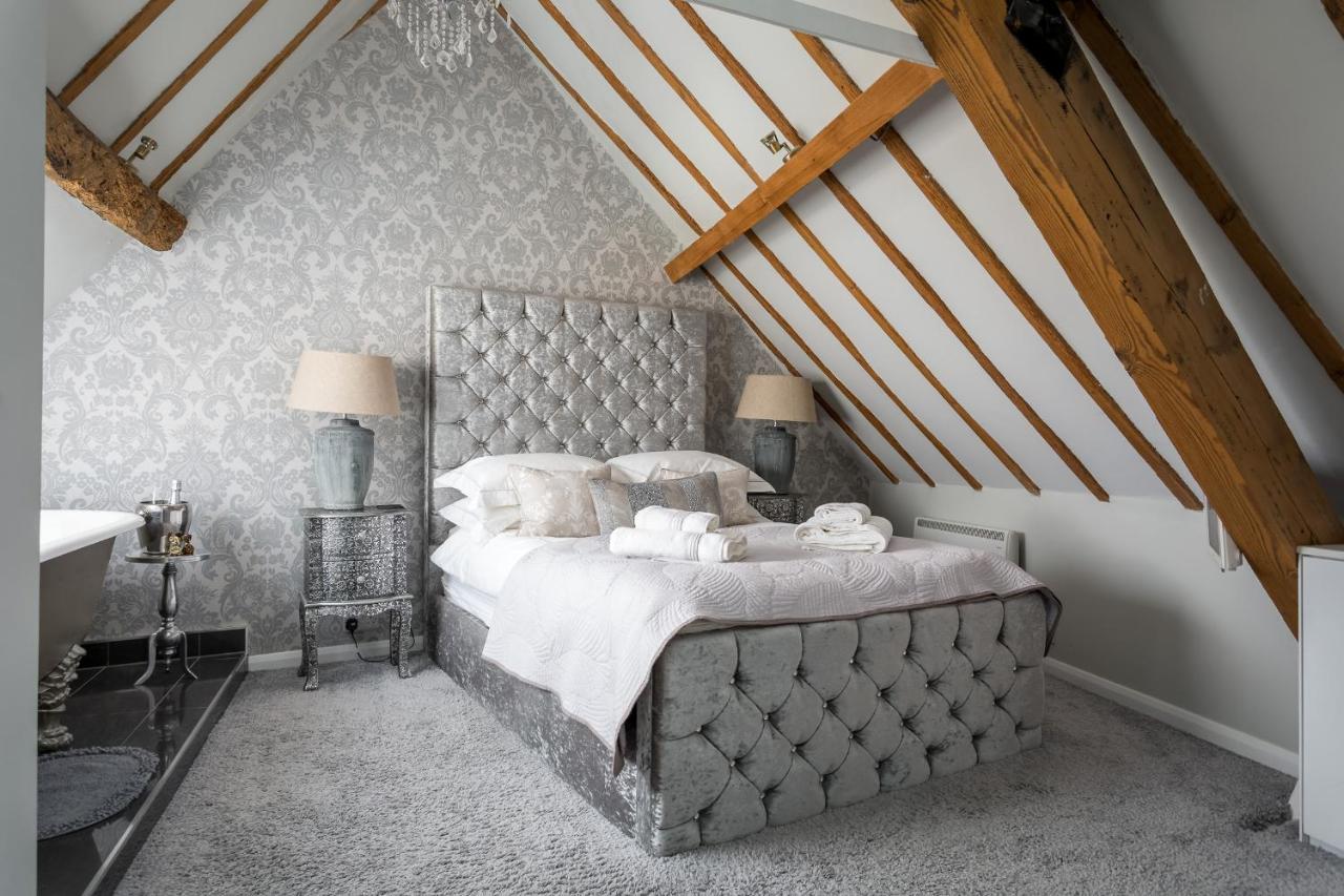 The Loft: Unique, Romantic, Grade II Listed, Dog Friendly 斯托昂泽沃尔德 外观 照片